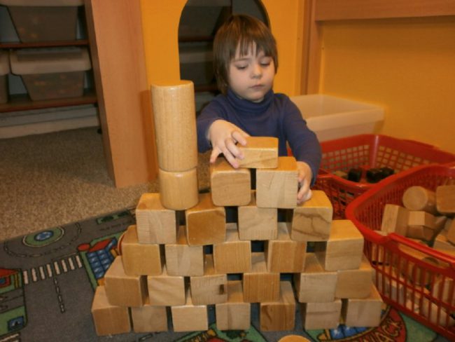 Stavíme a hrajeme si